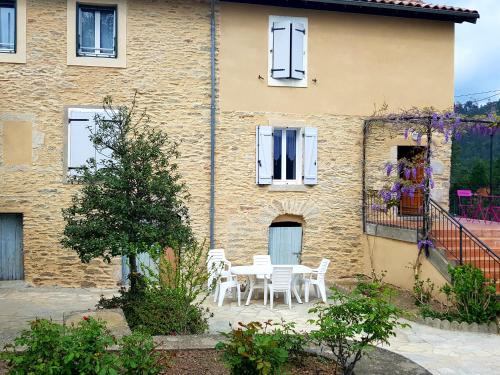 En Cevennes,Les gites du Champ Neuf- La maison de Flavie