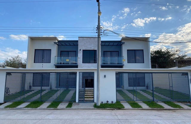 Enchanting 2-bedroom apartment with AC near to Palmerola