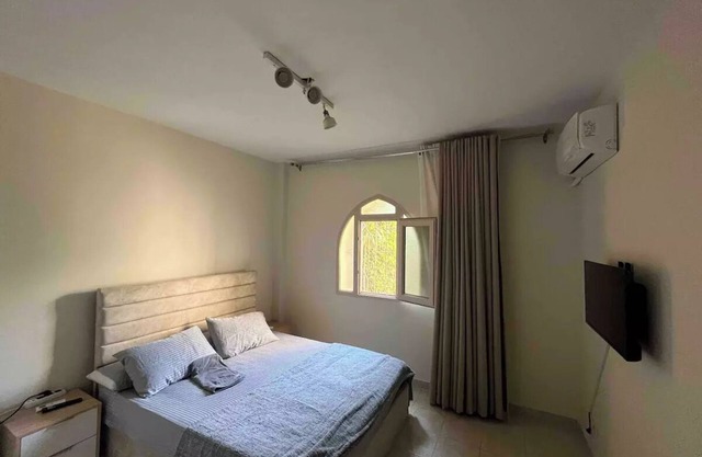 Enchanting garden studio fully airconditioned