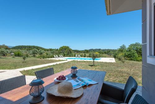 Endless Summer Retreats By Paradise Villas