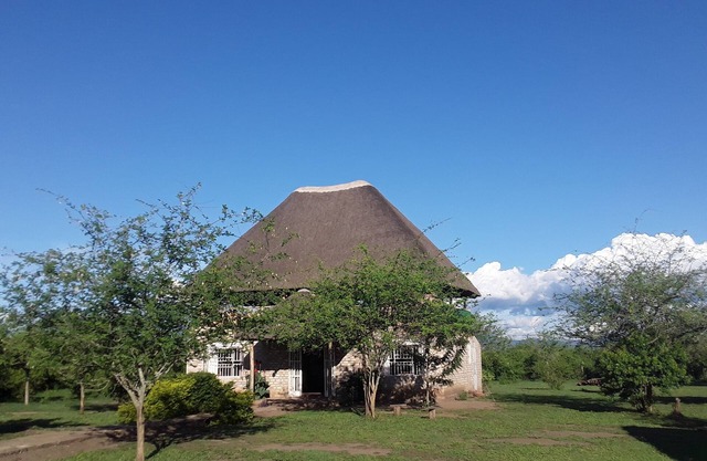 Engiri Game Lodge and Campsite