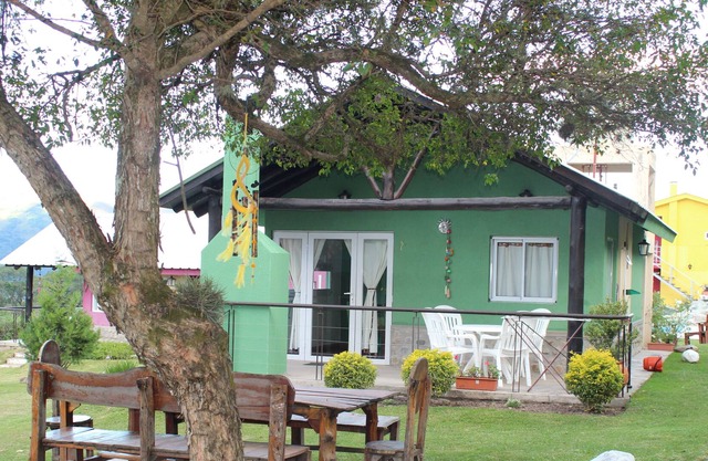 Enjoy nature just minutes from downtown. Green Cottage