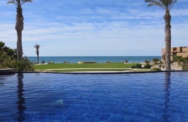 Enjoy the experience of Villa 16! Closest 3 bedroom Villa to beach!