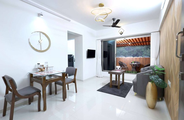 Entire 1 BHK Apartment (Balcony)