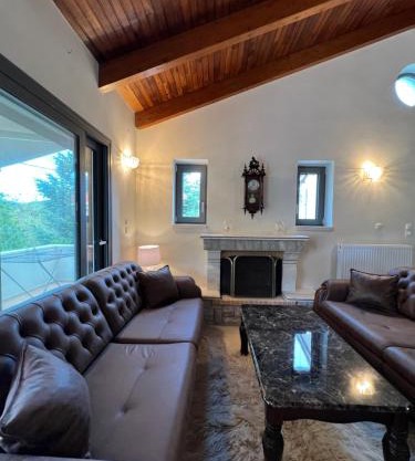 Entire Apartment 140m2 near Syvota and Parga