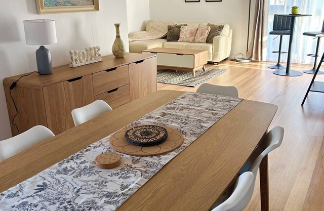 Entire cosy and spacious home in Doncaster