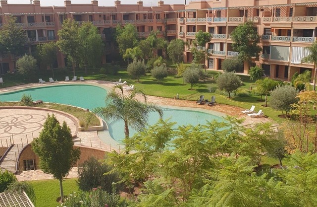 Entire dwelling with outdoor pool, parking space.