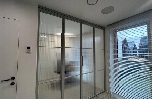 Entire Green Studio 10 min walk to Old Town