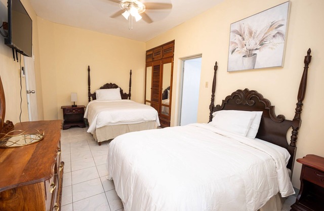 Entire Home in Discovery Bay, St. Ann