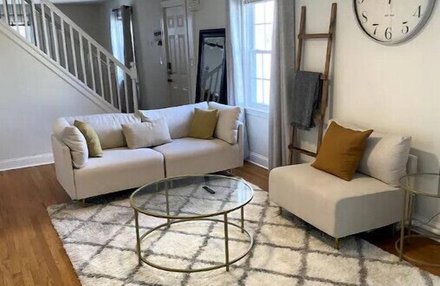 Entire Home in Hamden