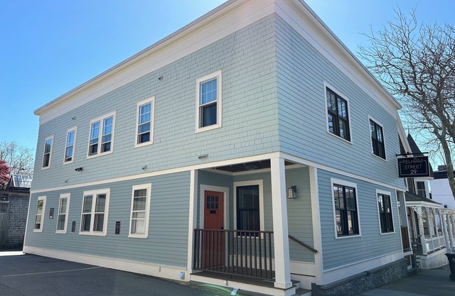Entire Modern 7 Unit 7 Bath Boutique Inn on historic Pelham St. in downtown Newport