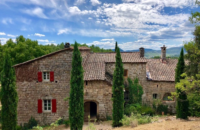 Entire Priory, sleeps 12, private pool in the heart of bucolic Ardèche