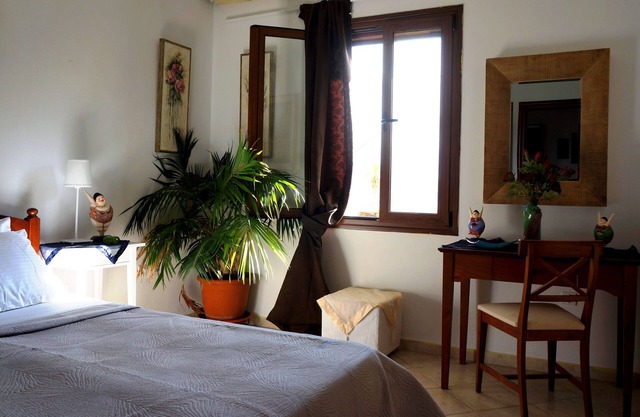 Entire private house in Fira central with view