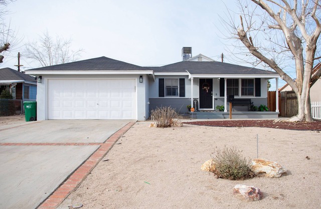 ✰EntireHome✰SelfCheck-In✰W/D✰100MbsWifi✰A/C✰Yard