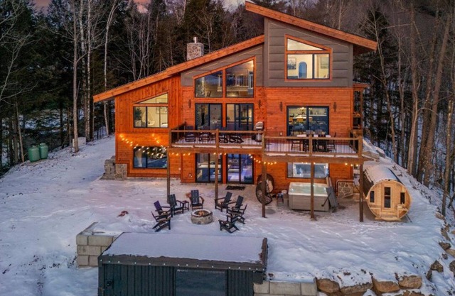 Epic Views, GameRm+Theatre, HTub, Sauna, 9mi Sunday River