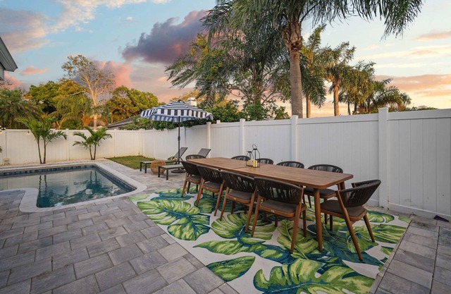 Epic Yard~ Movie Theater~ Pool ~Arcade Games