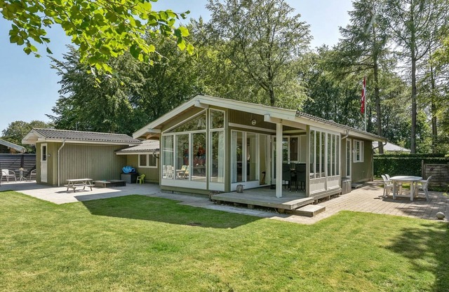 "Eriksine" - 150m from the sea by Interhome