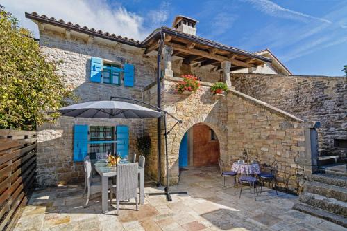 Erisa in Trošti (Haus für 6 Personen)