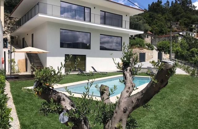ERMAL HOUSE - HOUSE