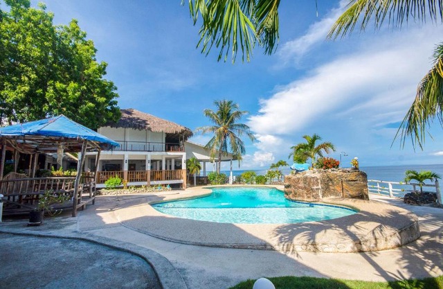 Ermi Beach Resort Oslob