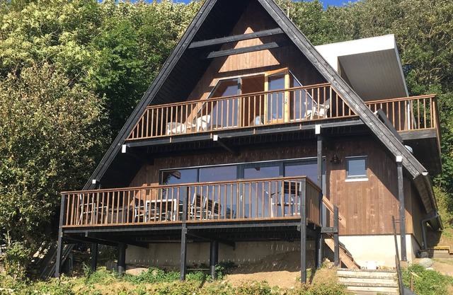 Erslev/Mors. Lovely holiday home close to fjord w/own bathing jetty & row boat