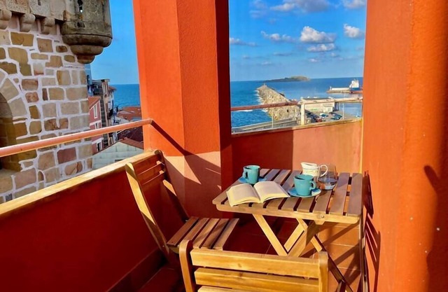 Ertzilla apartament - Sea view.