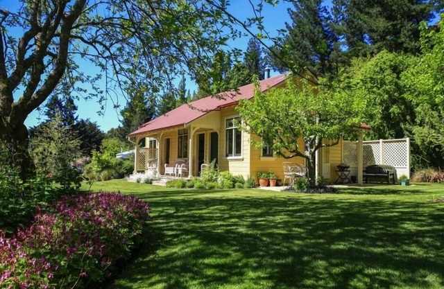 Escape - A Tranquil Retreat For Two