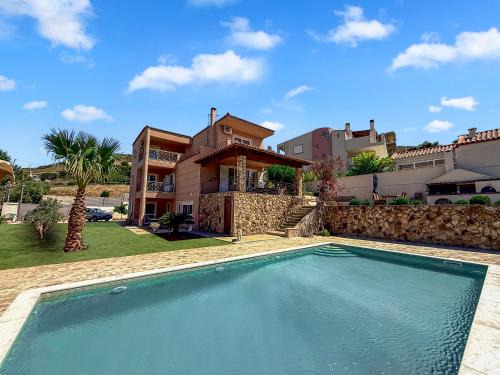 Escape pool villa in Anavissos