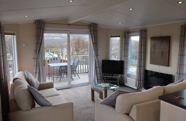 Escape Range Coll 2 Bedroom Self Catering Lodge