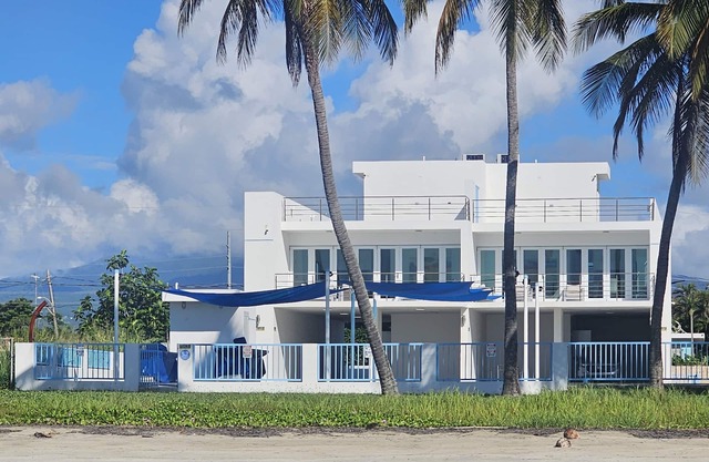 Escape to Secluded Beach in this m new modern 4 bedroom/4 bath villa