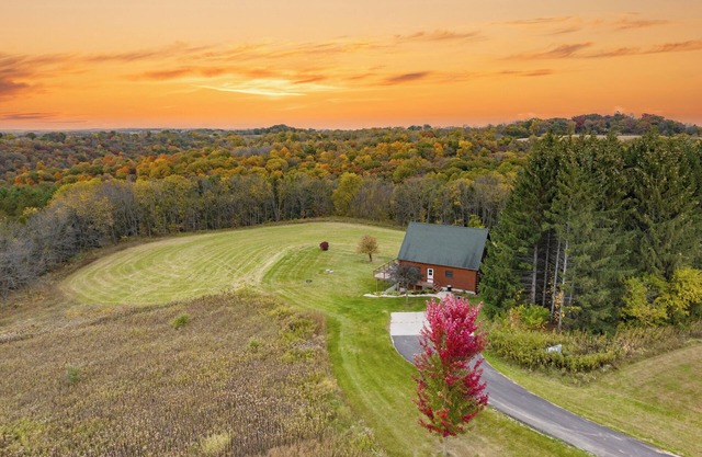 Escape to The Pines, the perfect destination for romance, seclusion & relaxation