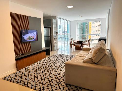 Espaçoso e a 450m da praia Itapema