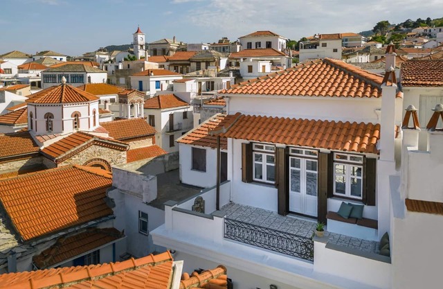Esperos Apartment - One Bedroom Apartment, Sleeps 4