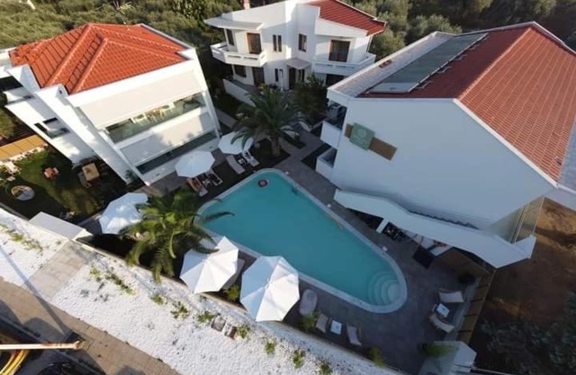 Essentia Vita Comfy Suites