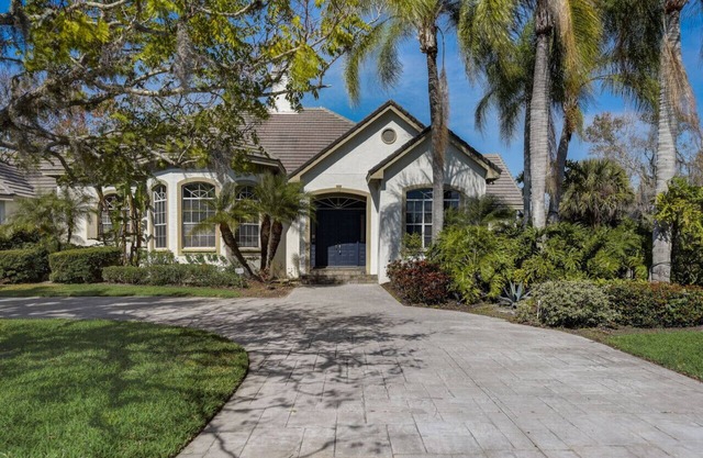 Estate Living in The Meadows Golf Community