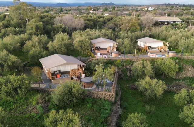 Etna Koru Glamping Experience (Water)