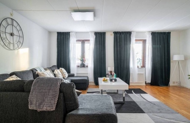 Ett mysigt hus i centrala Borås för stora och lilla familjen - Hela boendet!