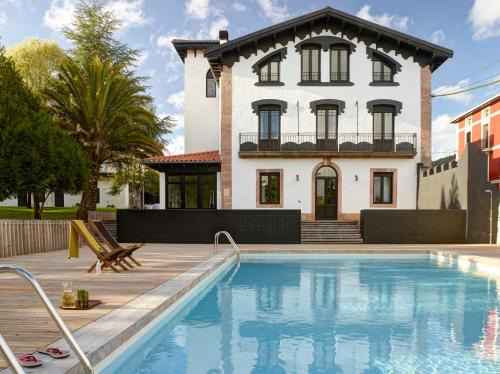 ETXELAIA by Urdaibai Experience