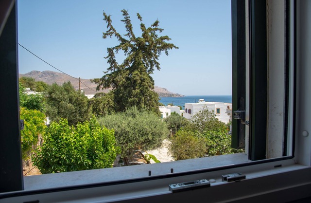 Eutopia Seaside Heaven, studio with wonderful view