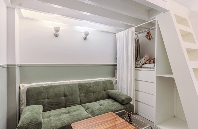 Évangile | Cosy studio with private courtyard