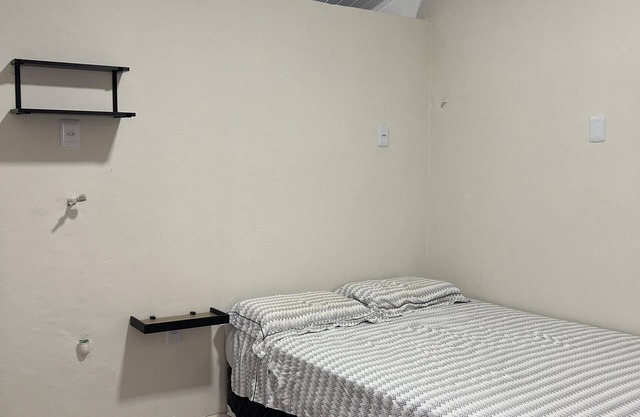 Excelentes Quartos e Ambiente Familiar. 5 km da Ufpe e 9,6 km do Shopping RF