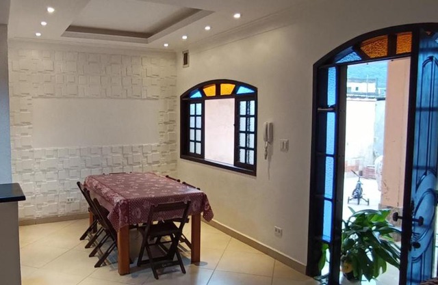 Excelente Sobrado no Guarujá