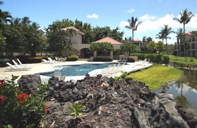 Excellent for shopping, relaxing! Close to beach