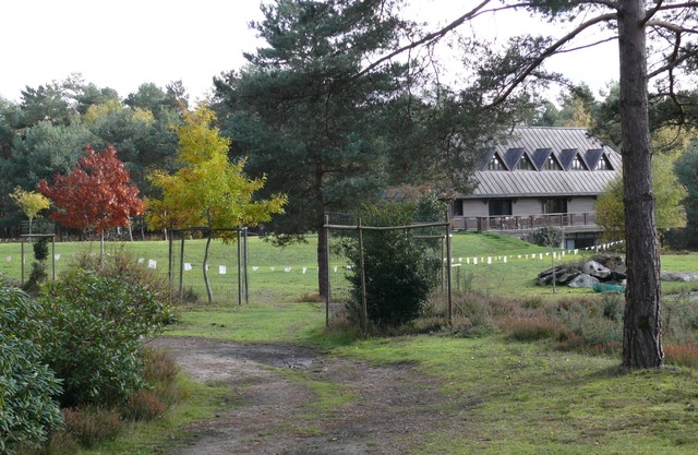 Exceptional family lodge in the heart of nature, 60 kms from Paris.