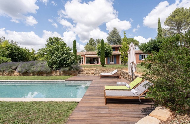 Exceptional Villa in Provence – Peace, Private Pool & Lush Garden