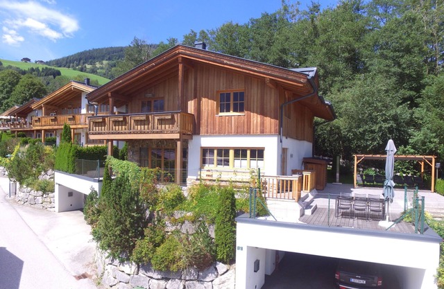Exclusive and detached chalet with wellness