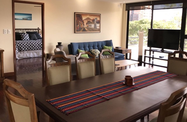 Exclusive and Elegant Apt with beautiful view