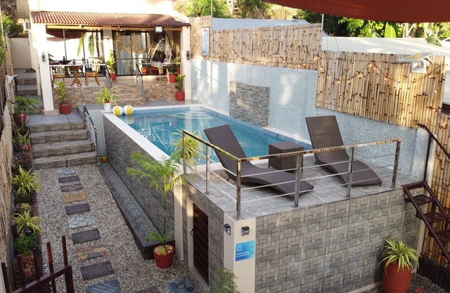Exclusive Beach House with pool & scenic view @ lobo Batangas