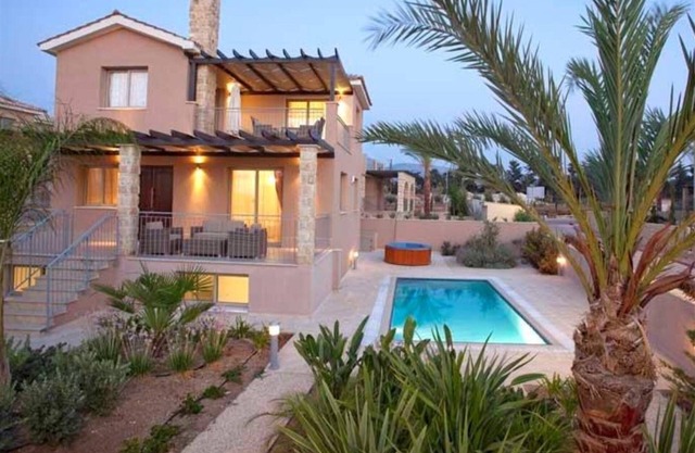 Exclusive Gated Development - Private Beach - Hot Tub - Private Pool -Games Room