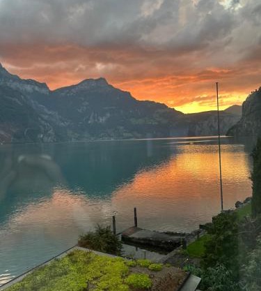 Exclusive Lake Access Villa Studio